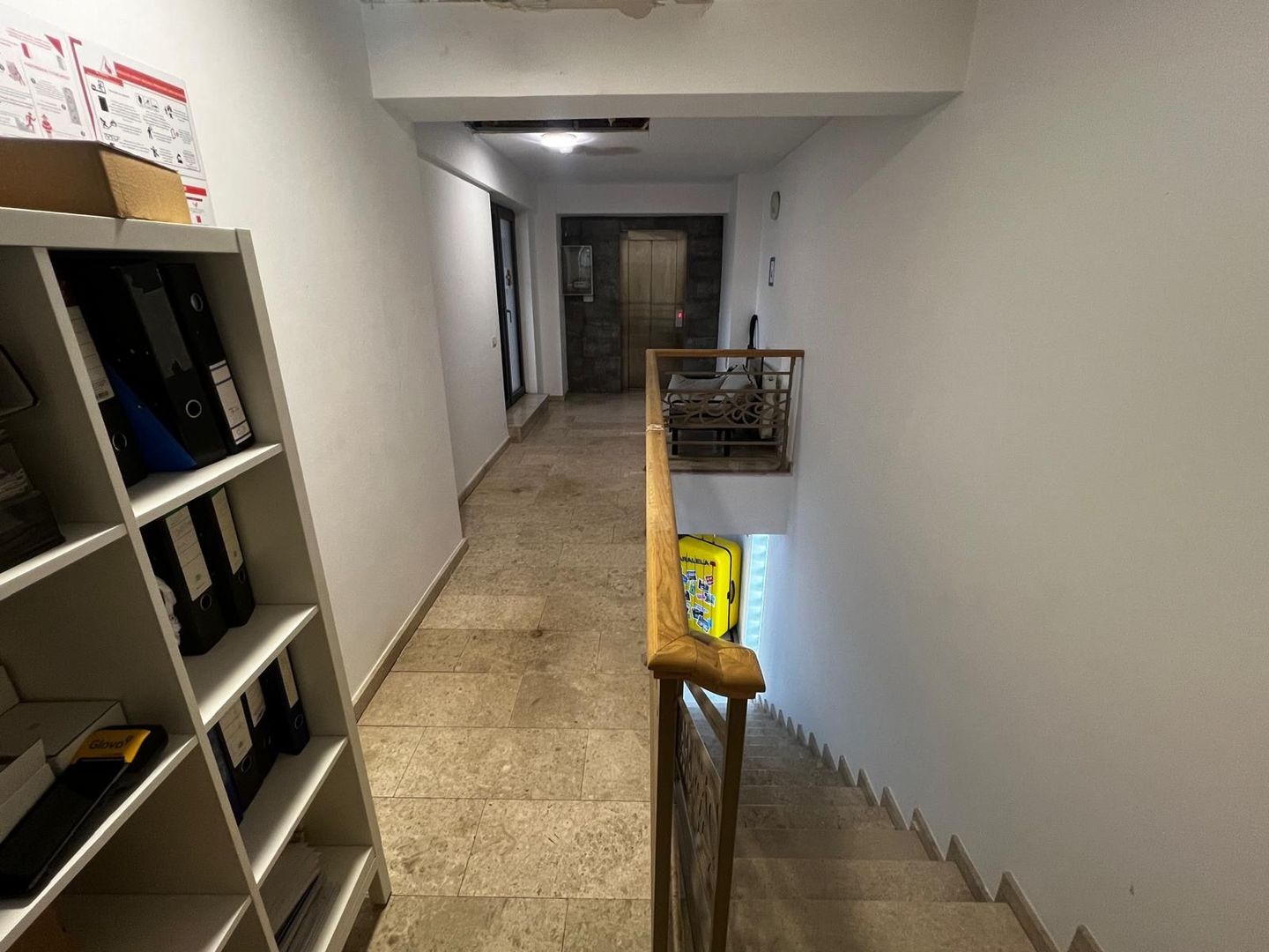 Clădire Boutique de Birouri | S+P+4E | Lift