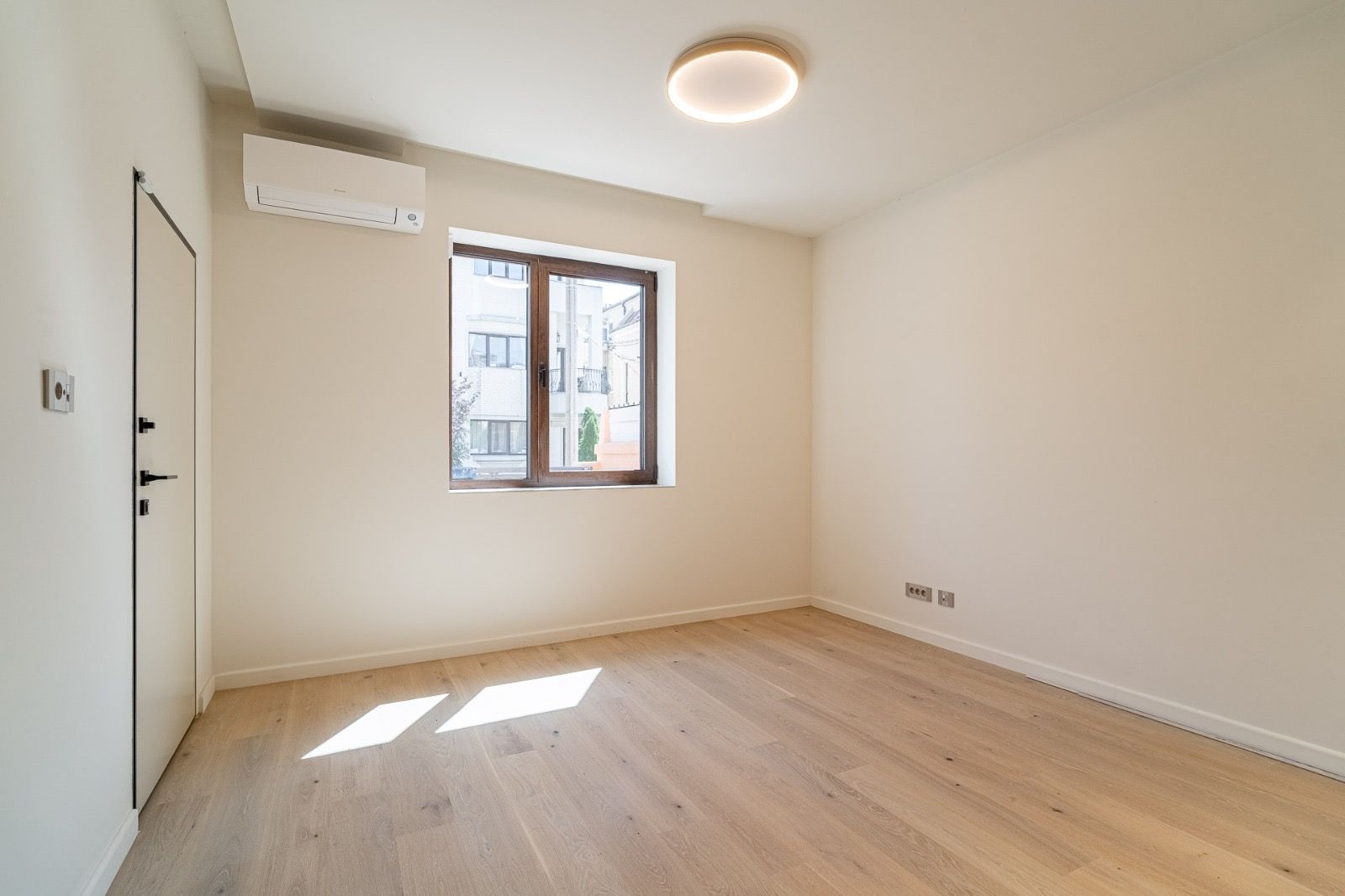 Vila de Excepție în Dorobanti | Eleganță Clasică, Design Contemporan