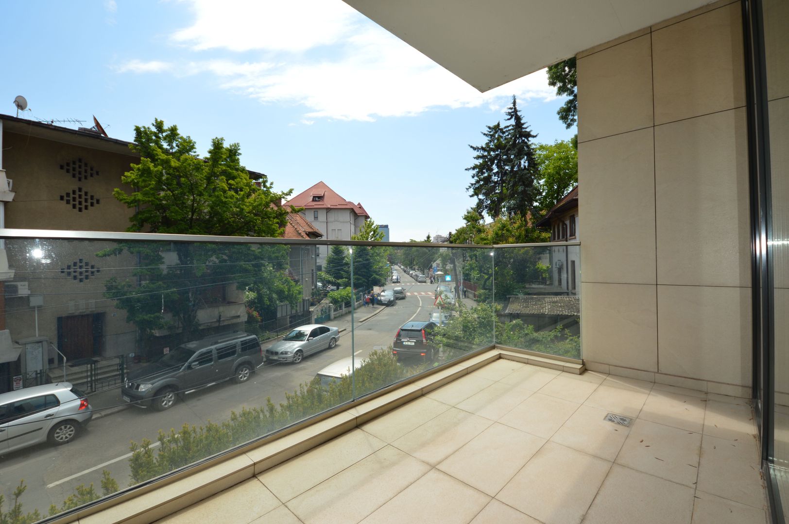 4 room Apartment for rent, Kiseleff area