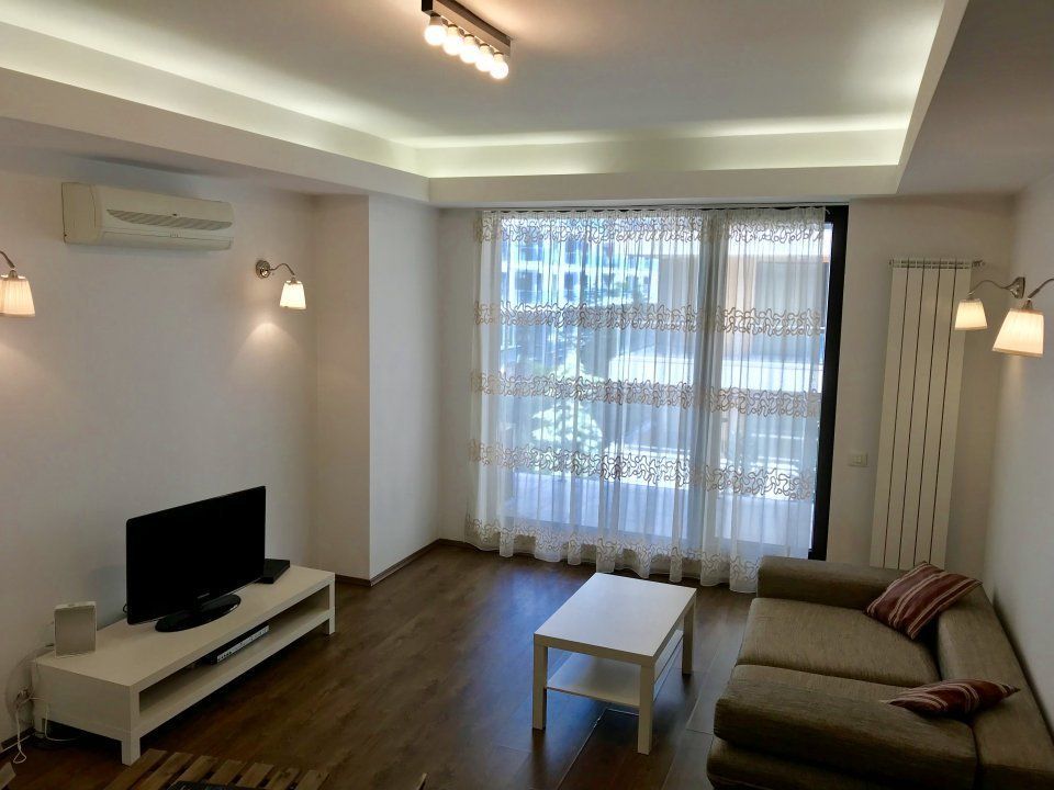2 camere spre inchiriere in North Area Lake View