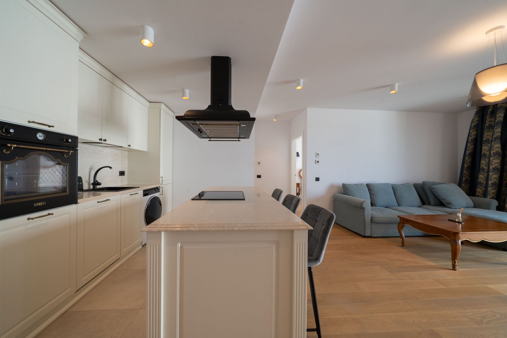 2 room Apartment for sale, Herastrau area