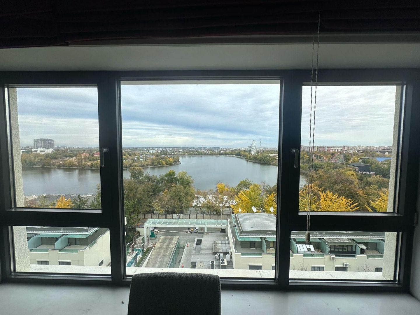 Apartament cu 2 camere de vânzare în zona Barbu Vacarescu