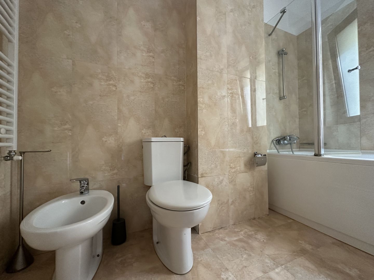 BEST DEAL Satul Francez | Herastrau | 4 camere | Vedere Parc | loc de parcare