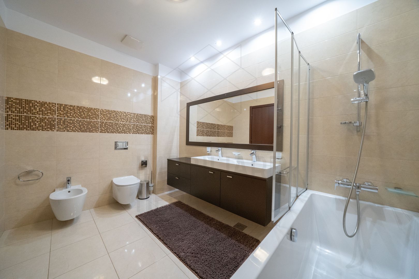 3 room Apartment for rent, Herastrau area