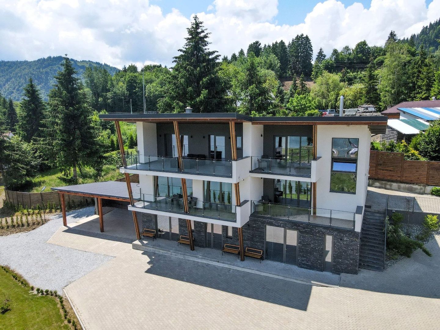 Lake View Resort | Refugiul de Lux de pe Marea de la munte