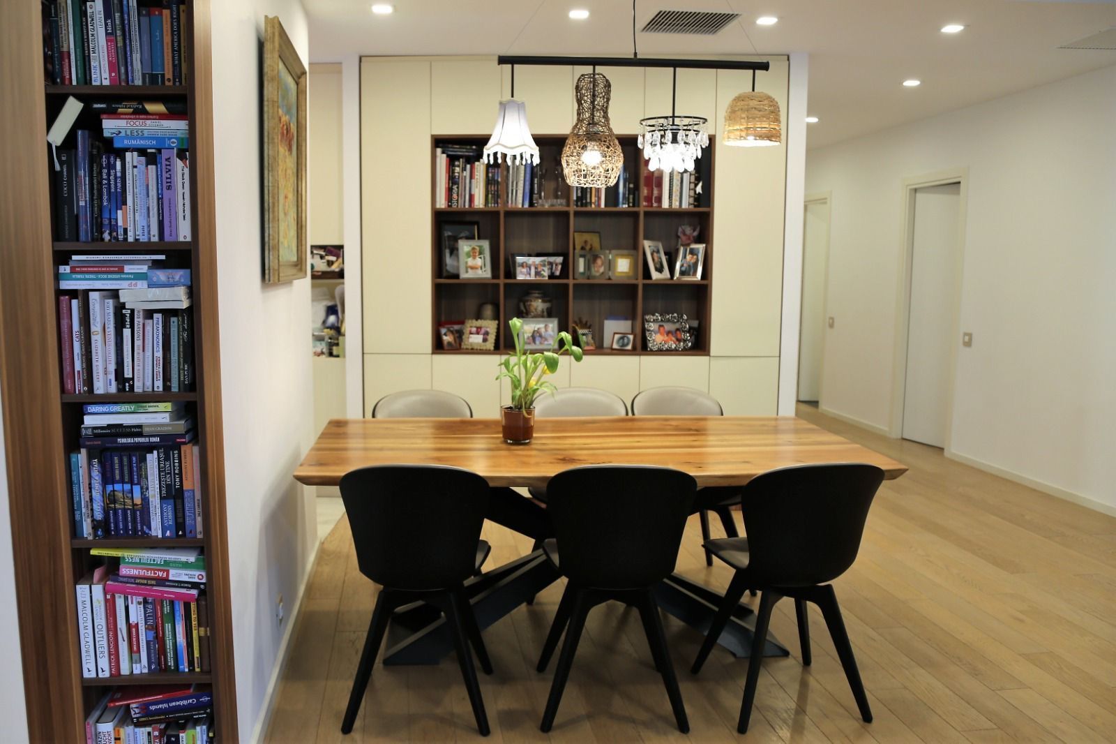 Apartment with beautiful view to  Floreasca Lake