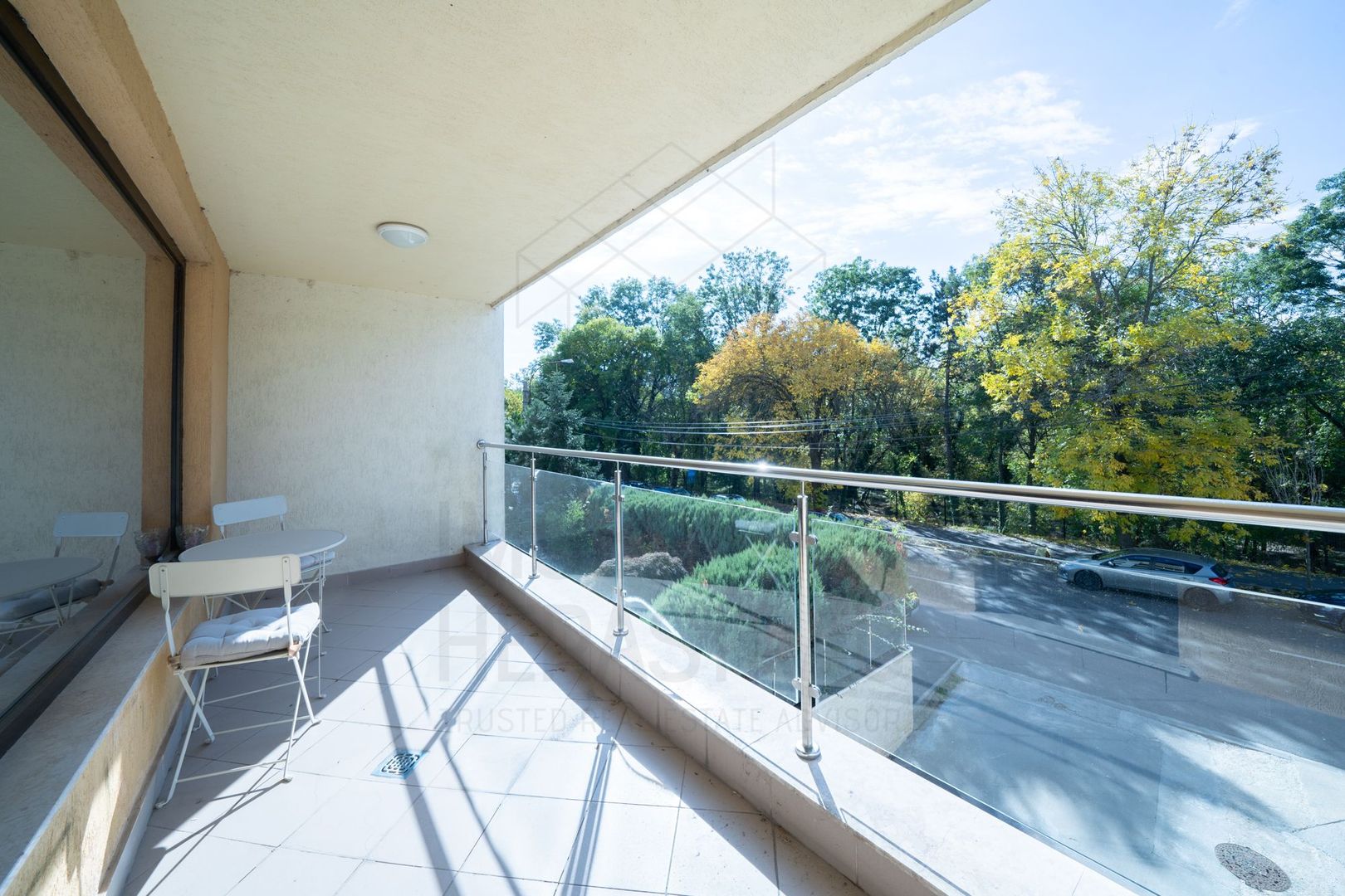 3 room Apartment for sale, Herastrau area