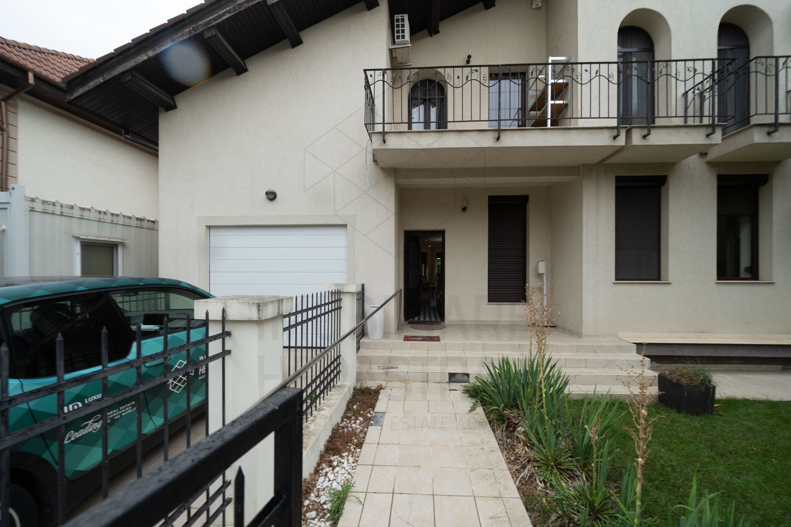 5 room House / Villa for sale, Pipera area