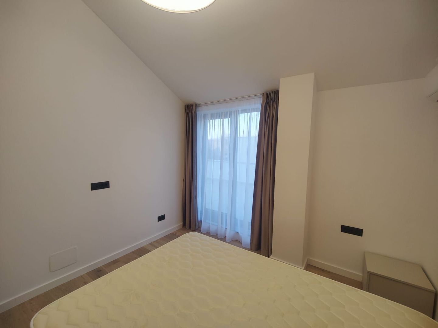 Apartament 3 camere Aviatiei | La 3 minute de metrou