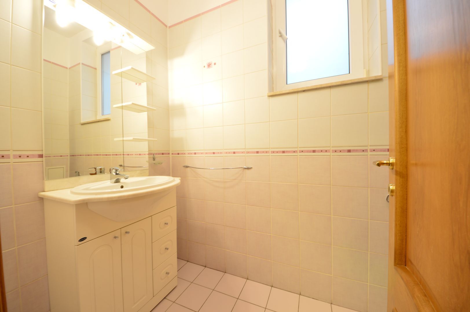 4 room Apartment for rent, Herastrau area