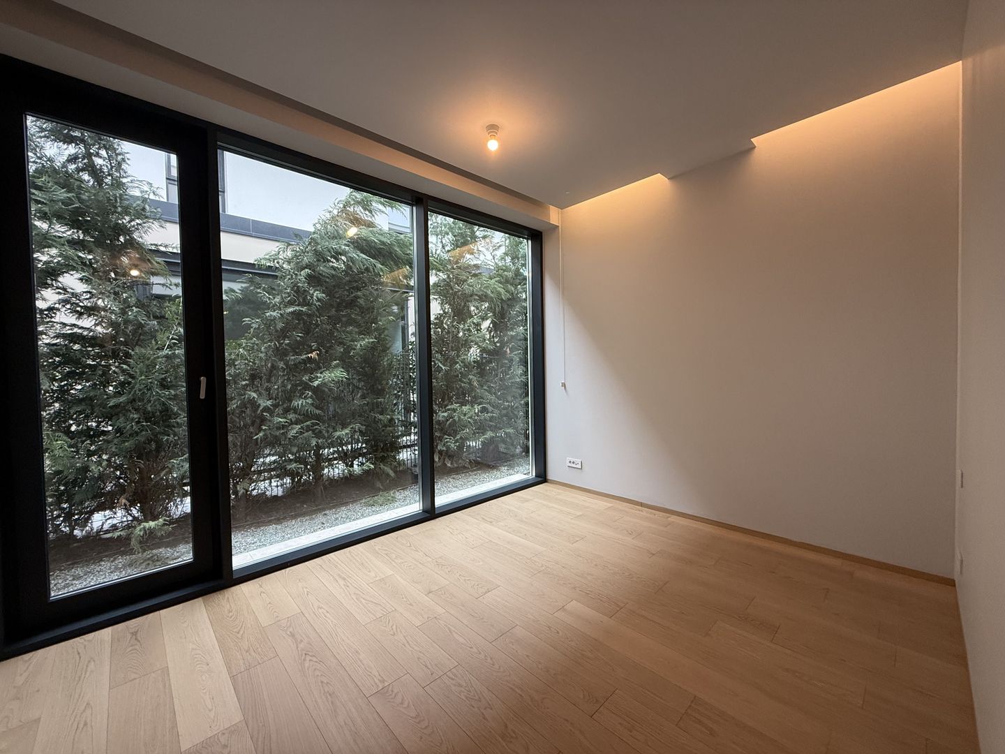 Premium contemporary villa with pool, 500sqm built, 2 car garage