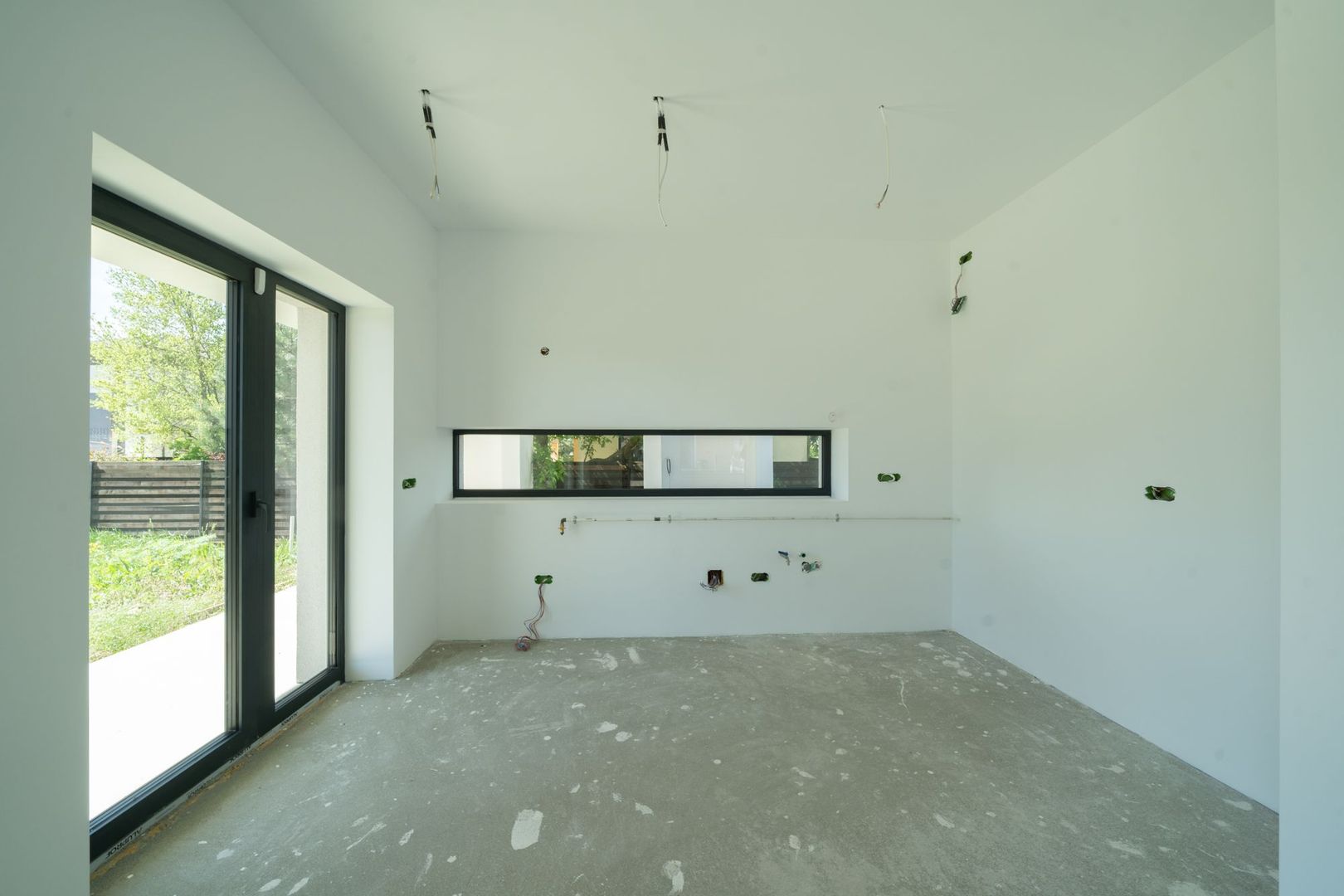 Vilă modernă în Corbeanca | Construcție solidă, 3 dormitoare + birou