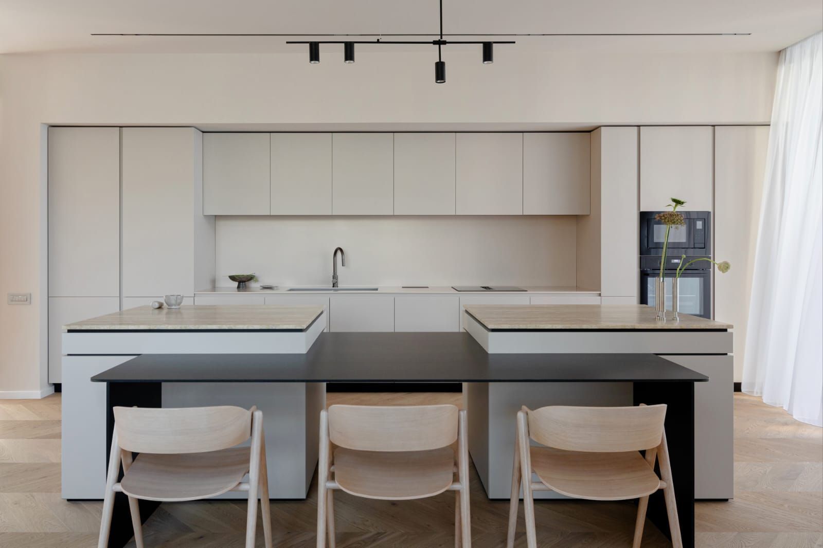 Villa Biavelli din Pipera | Casa cu Piscina | Teren 800mp | Comision 0%