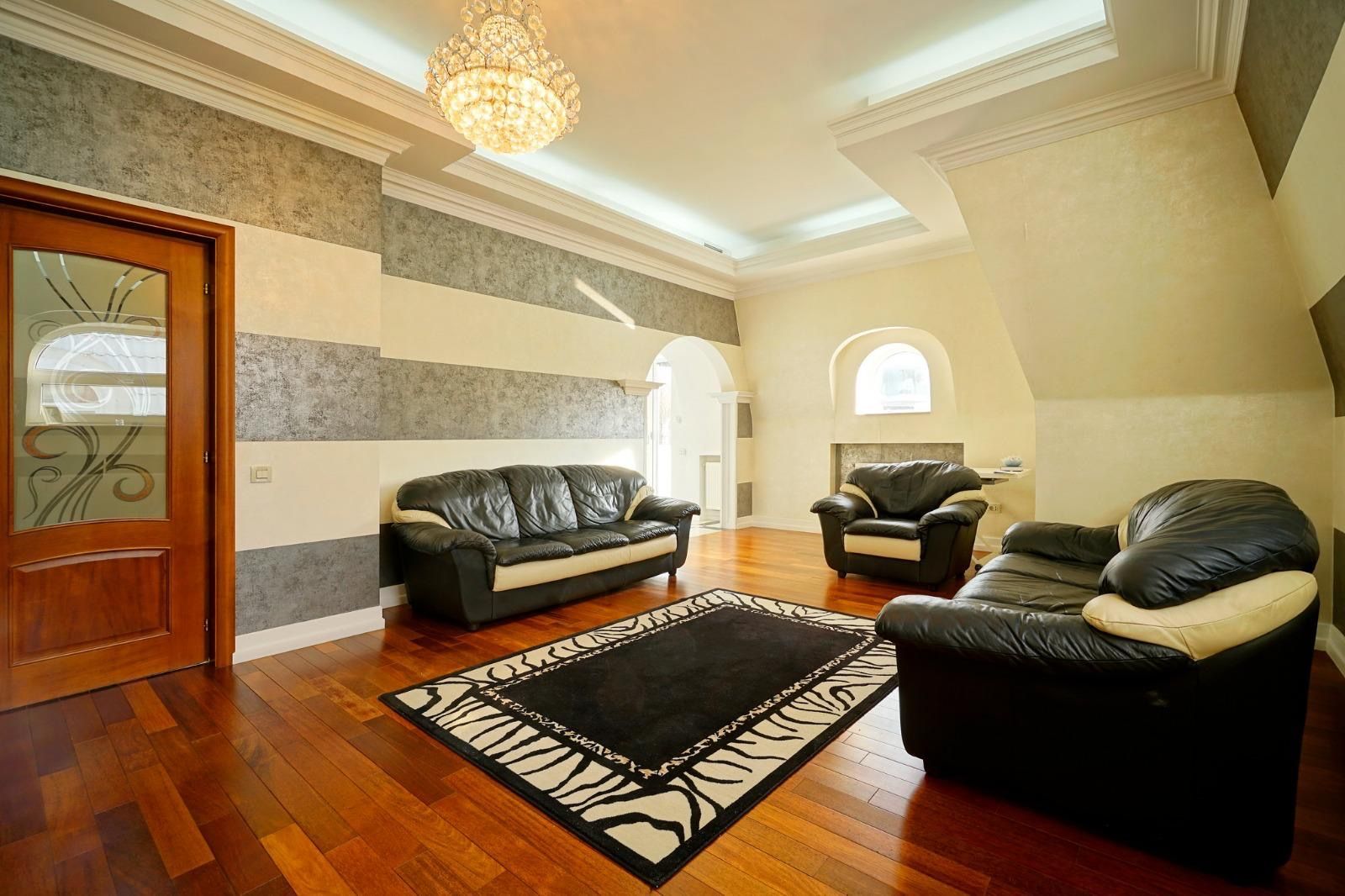 Exquisite Villa | For Rent
