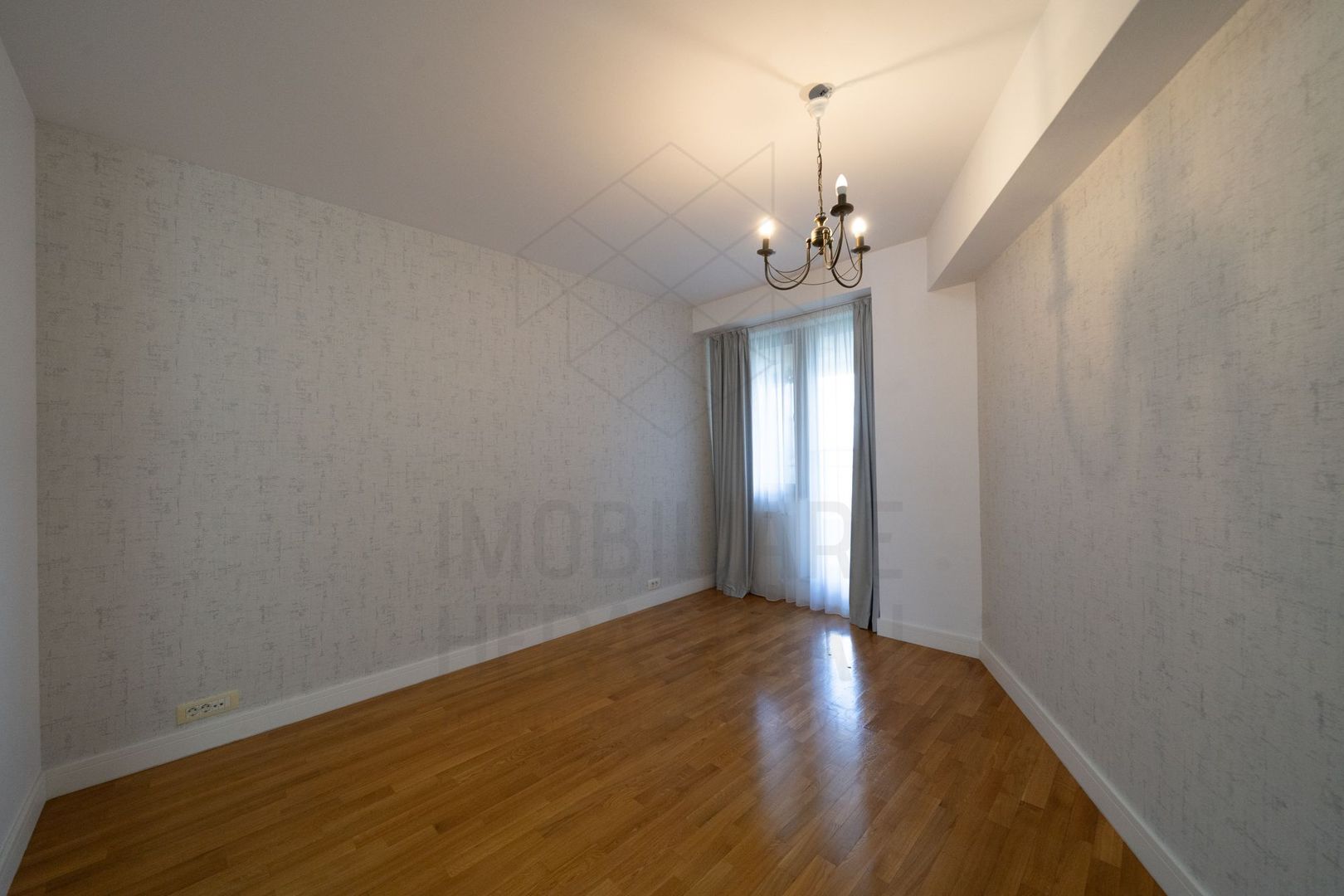 3 room Apartment for sale, Herastrau area