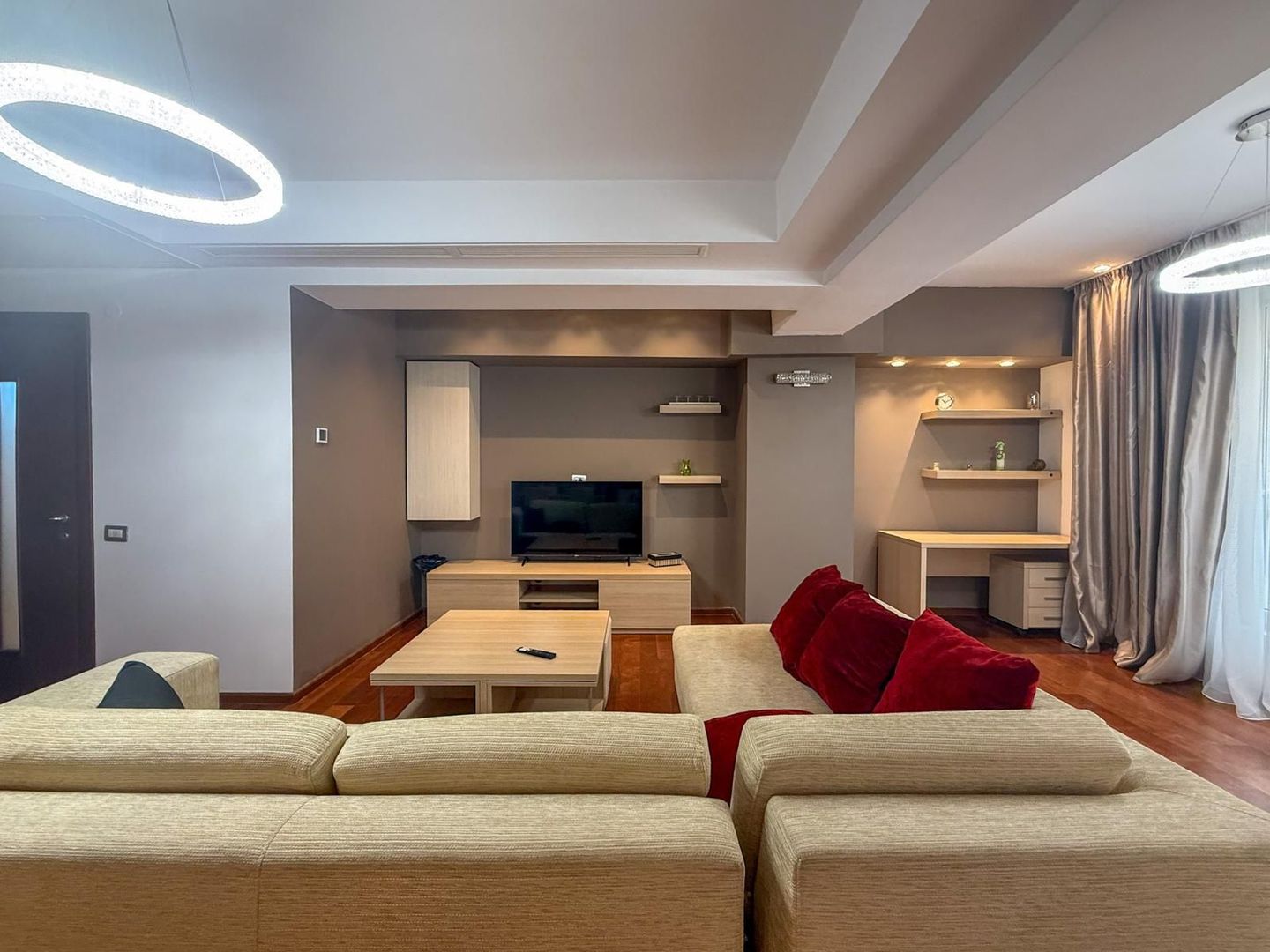 3 room Apartment for rent, Herastrau area