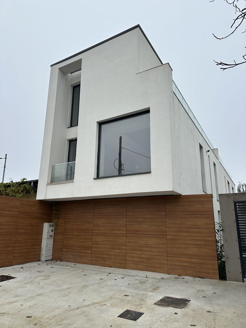 Apartament duplex , parcare .