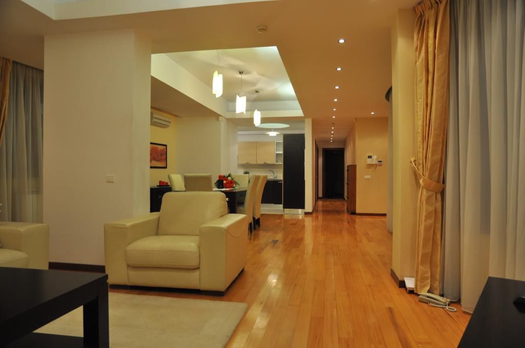 Apartament superb 3 camere | Zona AVIATORILOR
