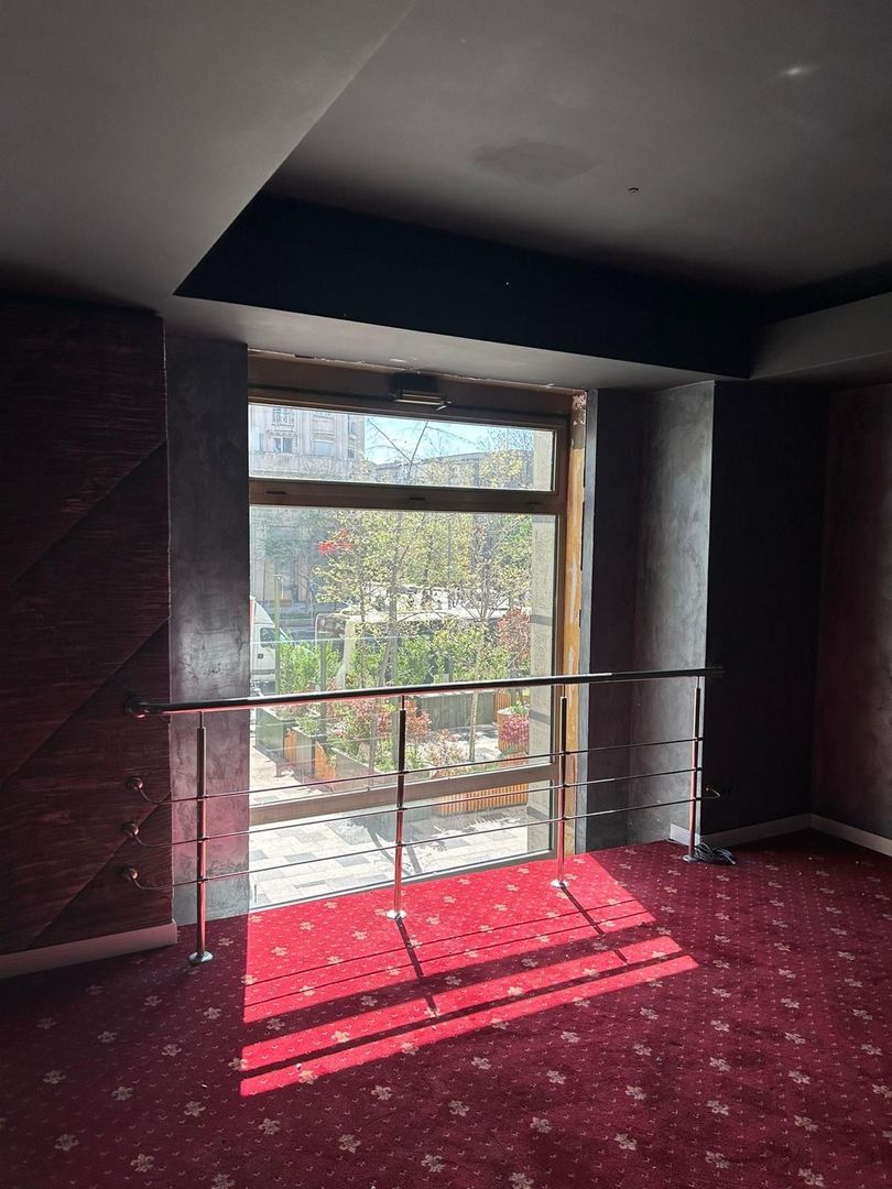 Decebal | Spațiu versatil | Vad pietonal intens