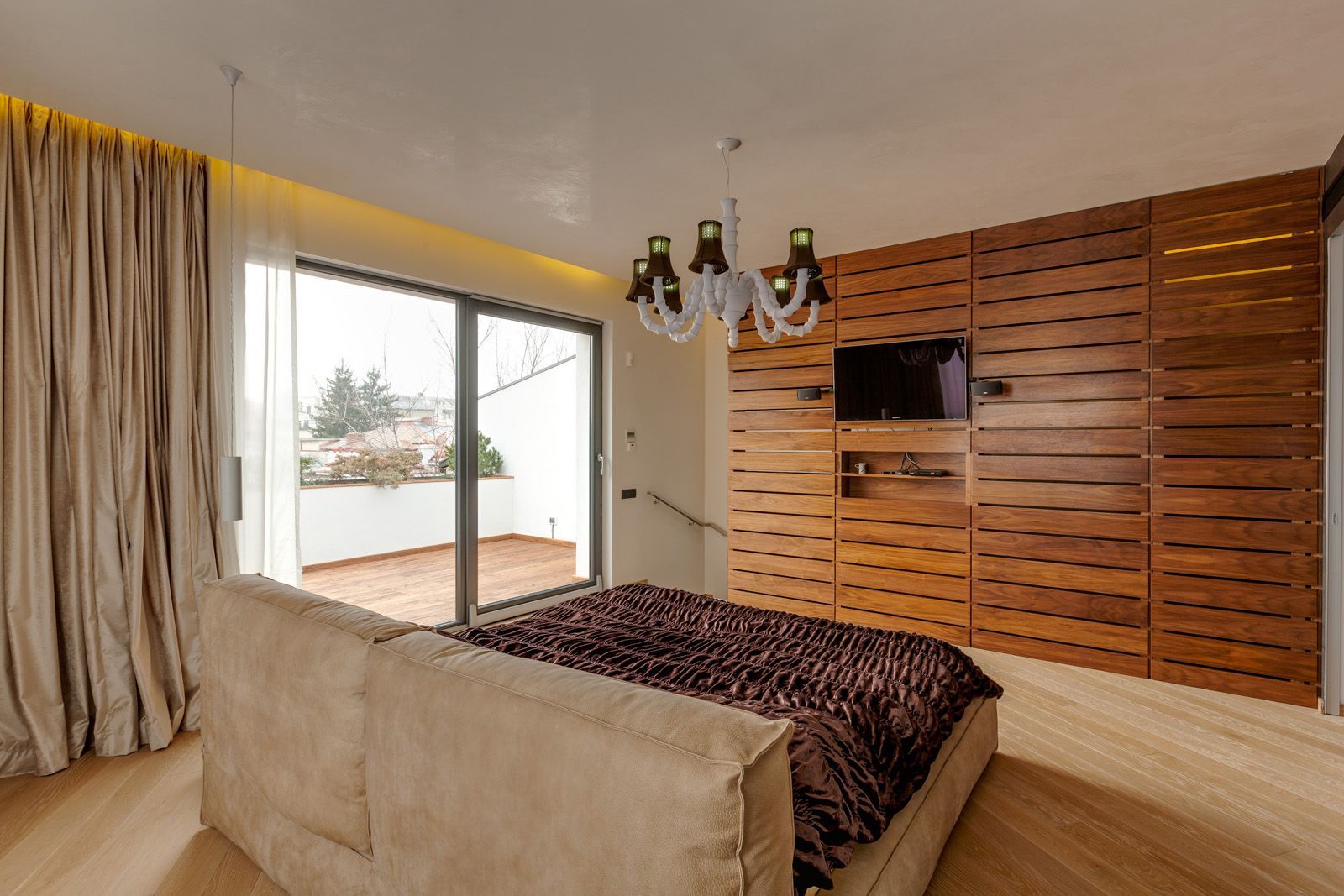 Vilă elegantă cu 6 dormitoare și grădină privată | Dorobanți