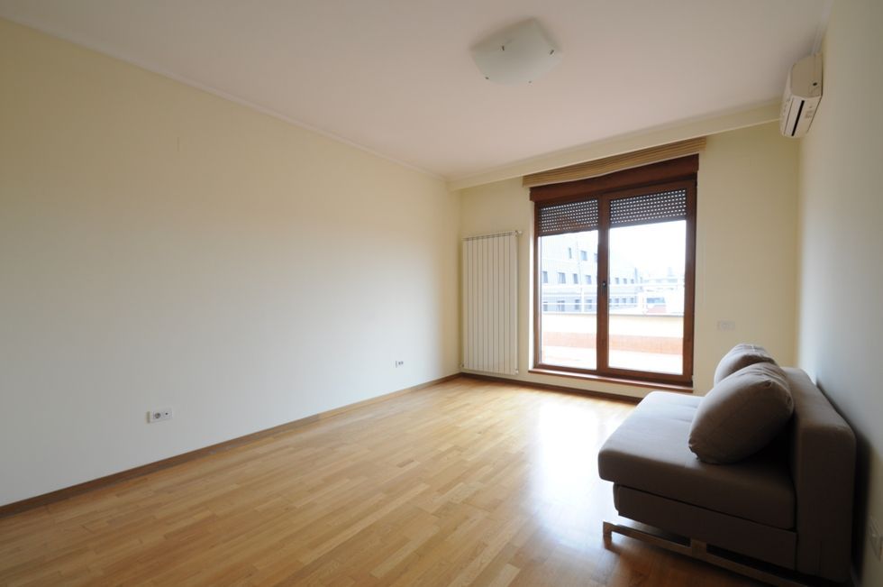 6 room Apartment for rent, Herastrau area