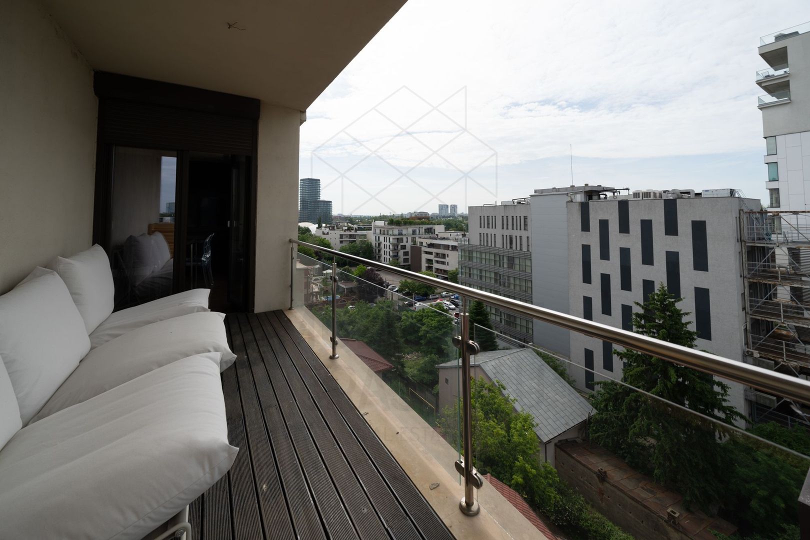 North Area Lake View | Luxury Homes | Apartament superb cu vedere deschisa