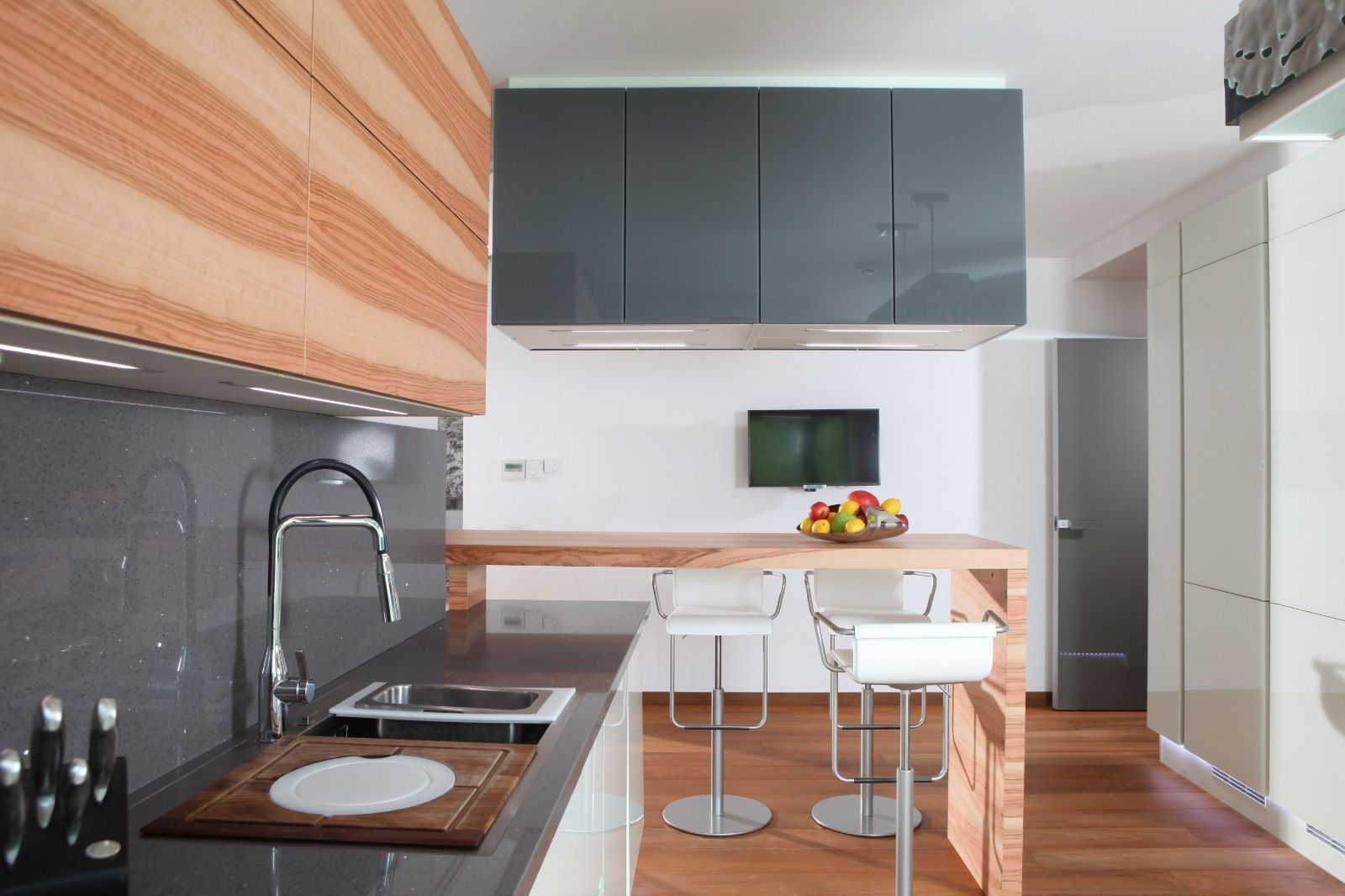 Apartment with beautiful view to  Floreasca Lake