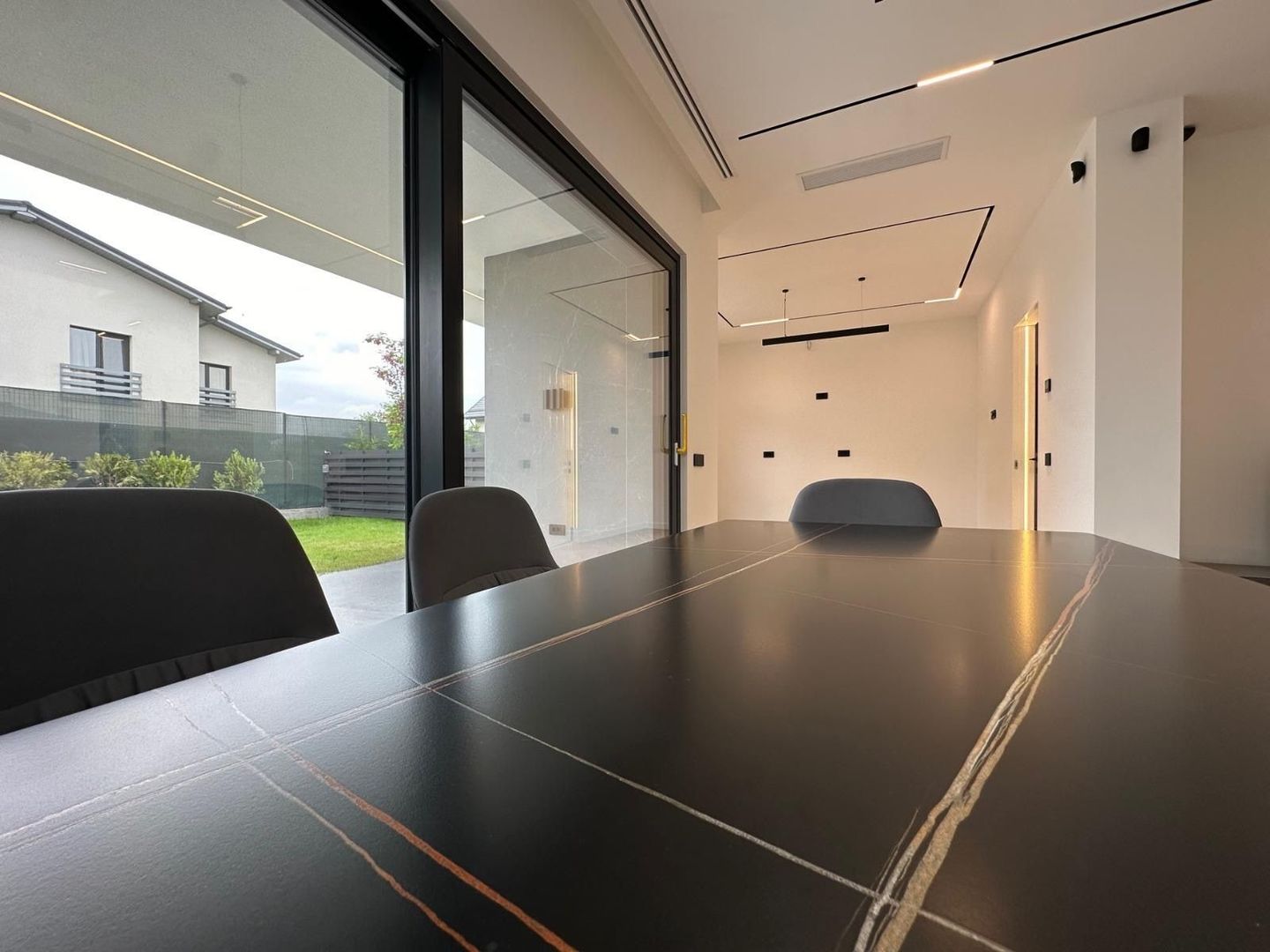 Premium Individual Villa with Contemporary Design and Luxury Finishes in PIPERA