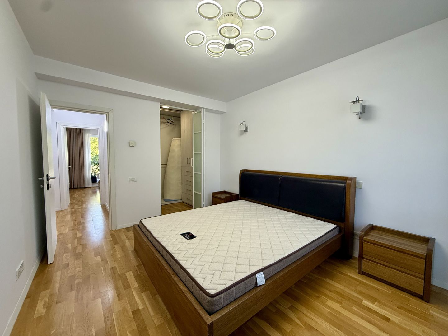 Vila superba de inchiriat | Catted Residence | Rond Omv | 2 locuri de parcare
