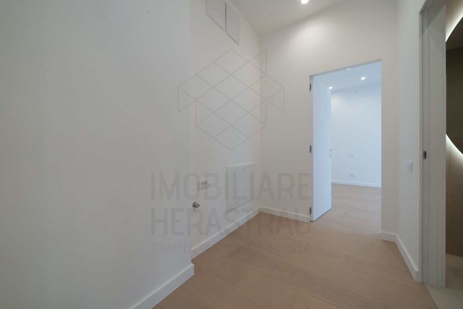 Apartament 2 camere| 3 min Metrou Aurel Vlaicu