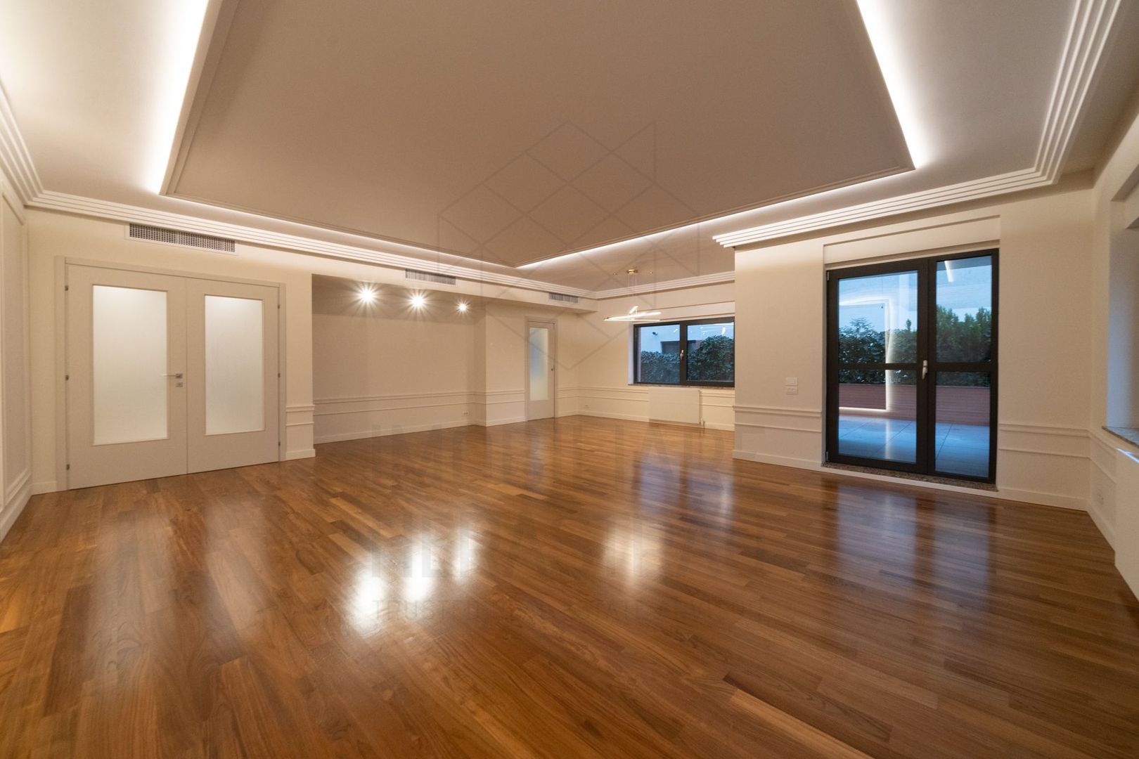 Washington Residence | Luxury 3 bedroom apartment for rent