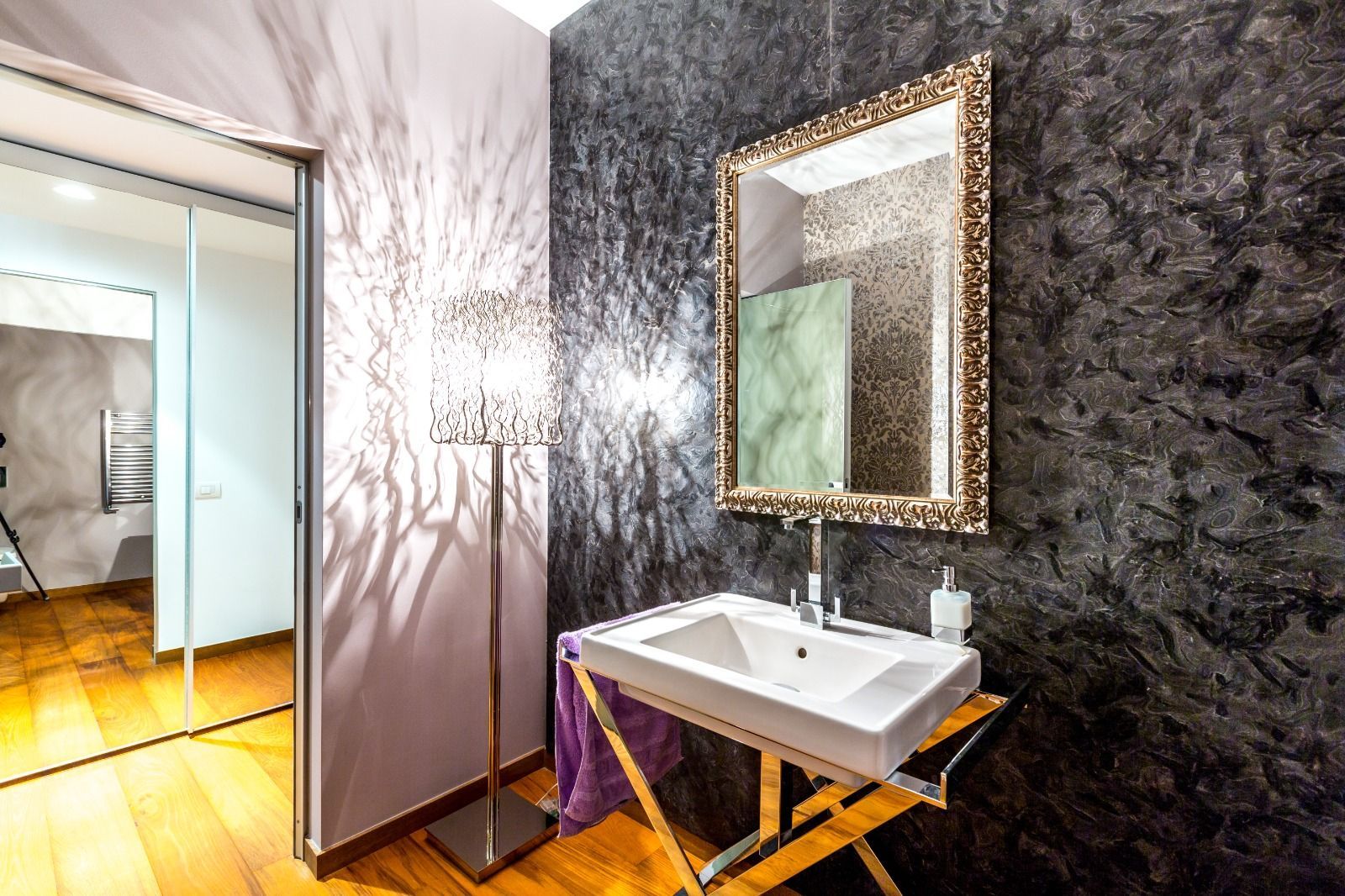 Apartment with beautiful view to  Floreasca Lake