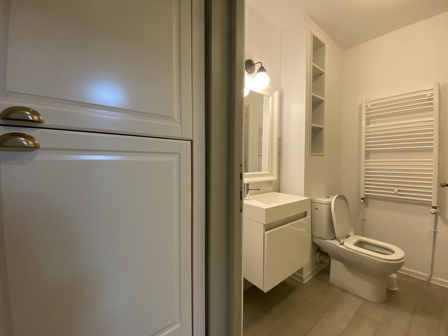 Apartament in vila , demisol , 3 camere de inchiriat | Zona Kiseleff