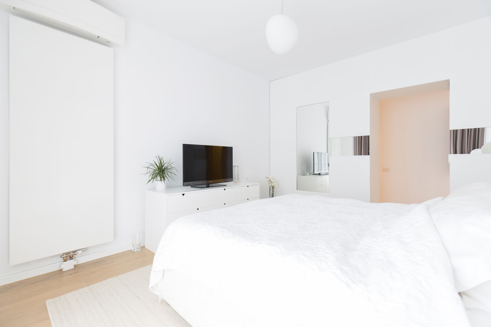 Luxury two bedroom for rent on Nordului street