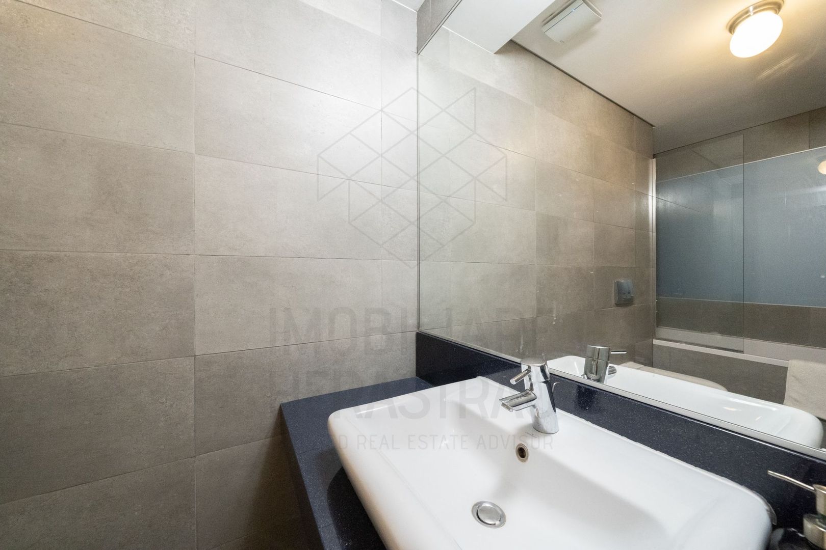 Upground | 2 camere spatioase cu o super vedere | Centrala proprie