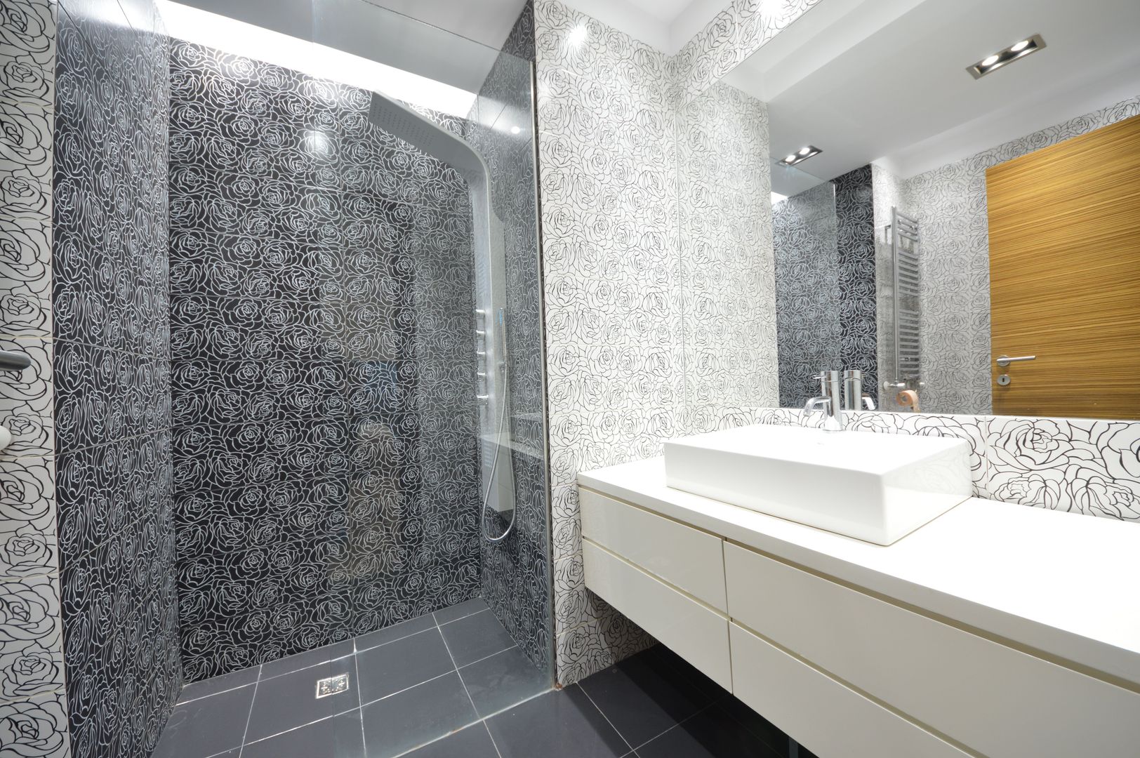 Inchiriere 2 camere Herastrau, prima linie la Parc