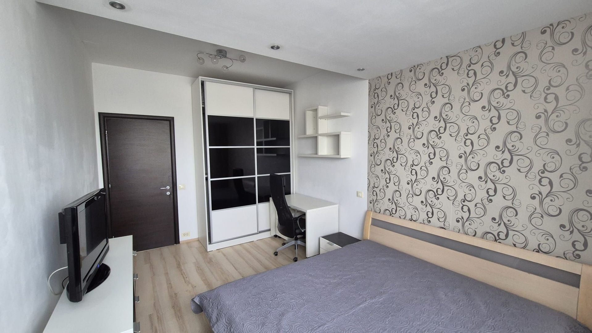 North Area Lake View | 2 camere spațioase cu vedere la grădina