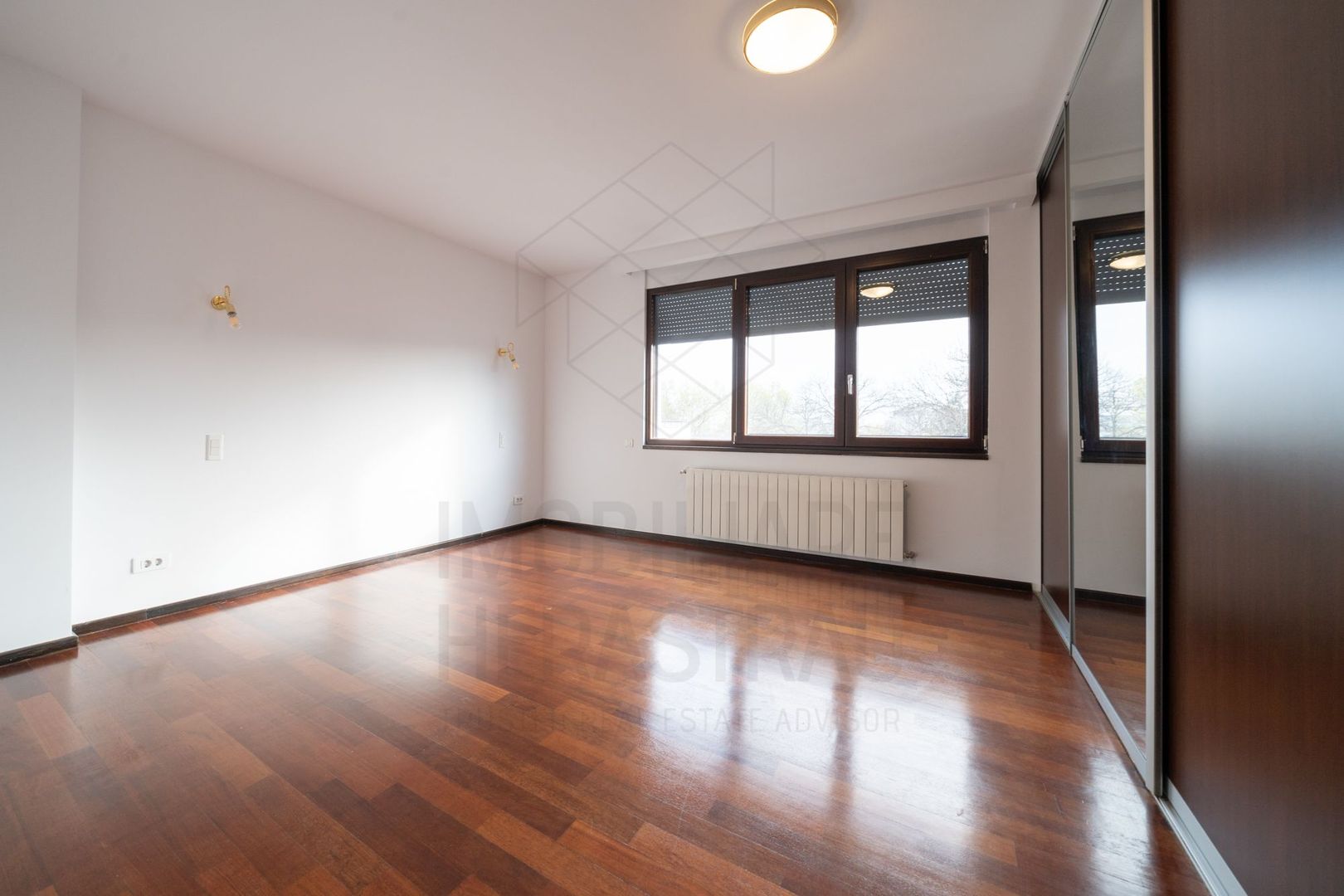 4 room Apartment for rent, Capitale area