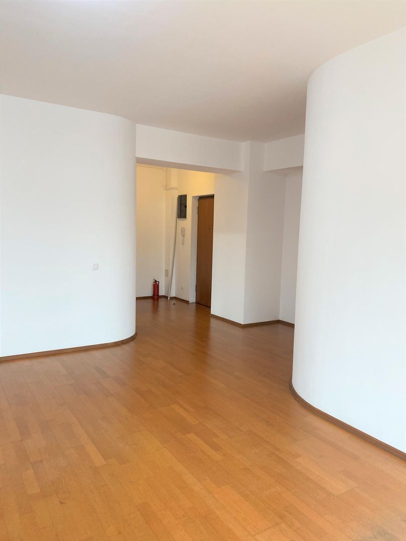 Apartament elegant 3 camere de inchiriat