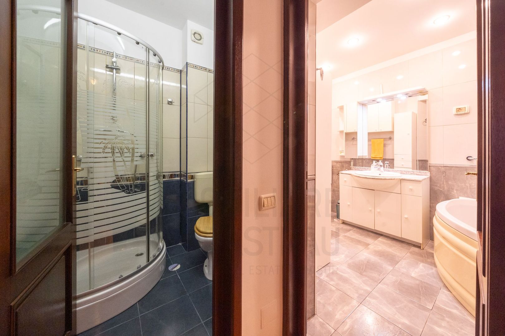 5 room Apartment for rent, Aviatorilor area