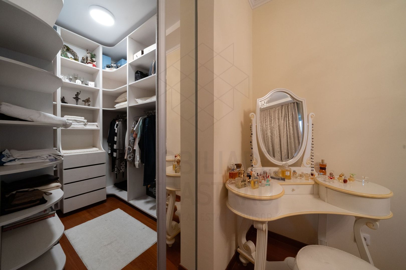 2 room Apartment for rent, Herastrau area