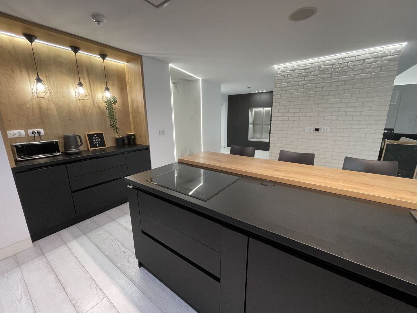 Stunning one-of-a-kind Penthouse with rooftop in Herastrau | Satul Francez