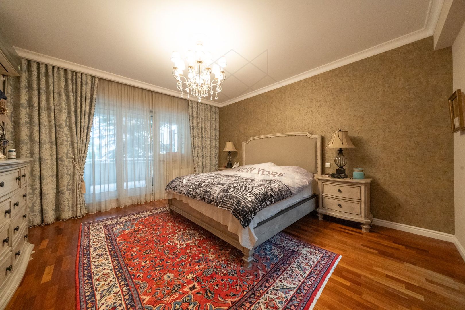 Soseaua Nordului | 4 camere spatioase | 2 locuri de parcare | Centrala proprie