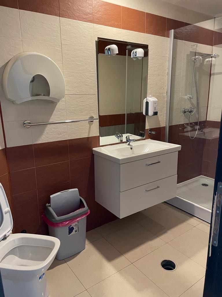 Piata Victoriei | Cladire de Birouri de vanzare