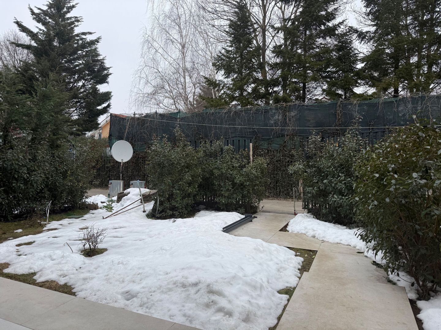 Vilă contemporană premium cu piscină, 500mp construiți, garaj 2 masini