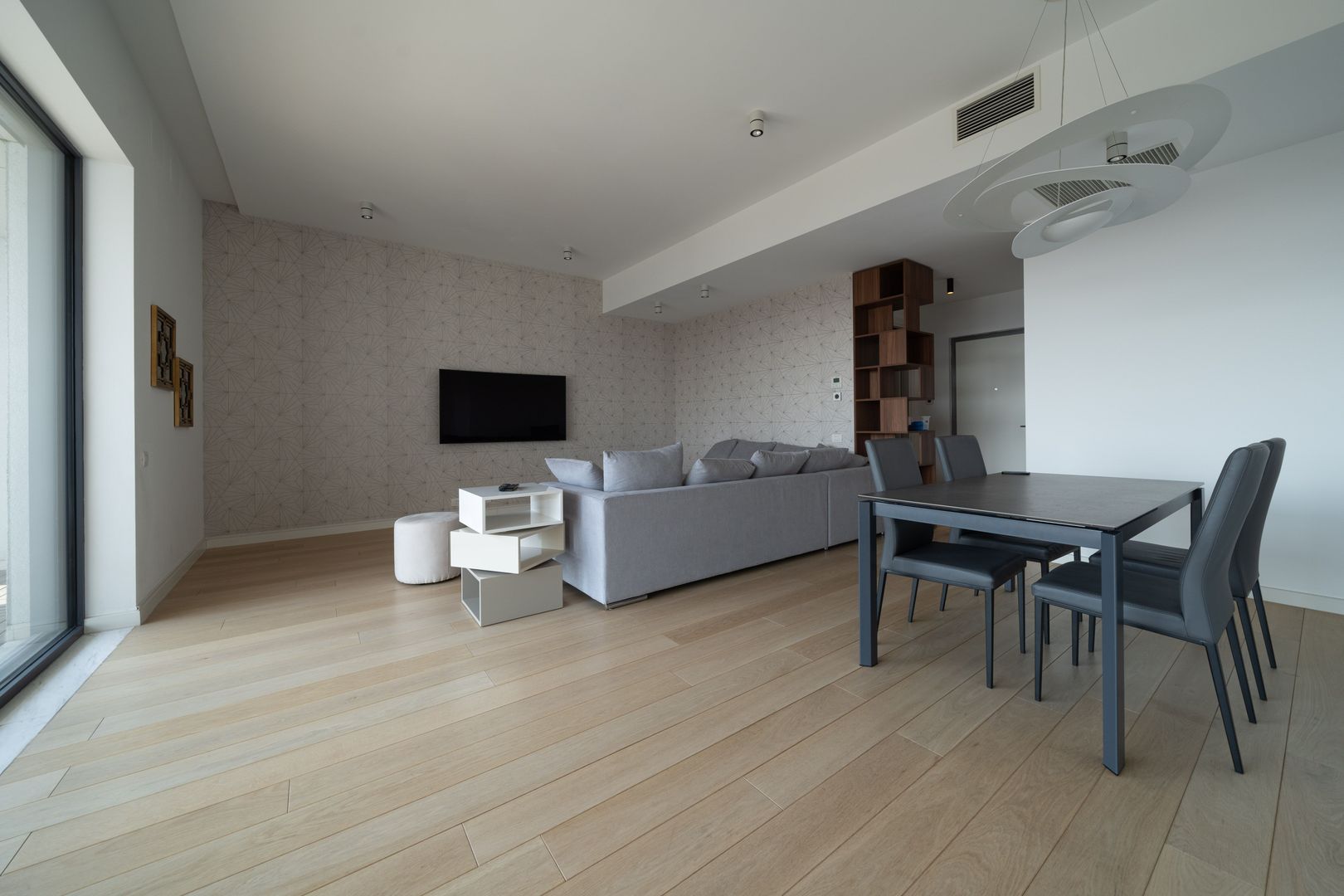 One Herastrau Park | Luxury 2 bedrooms apartment on first use, parking included