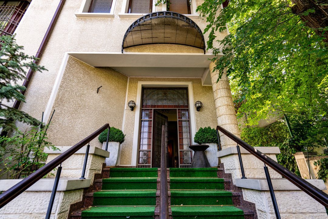 Amazing Villa in Floreasca | near Verdi Park