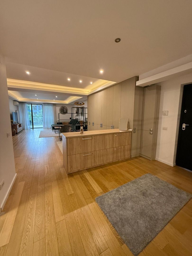 Travis Suite 7* | Luxury apartment with large terrace | Floreasca Lake