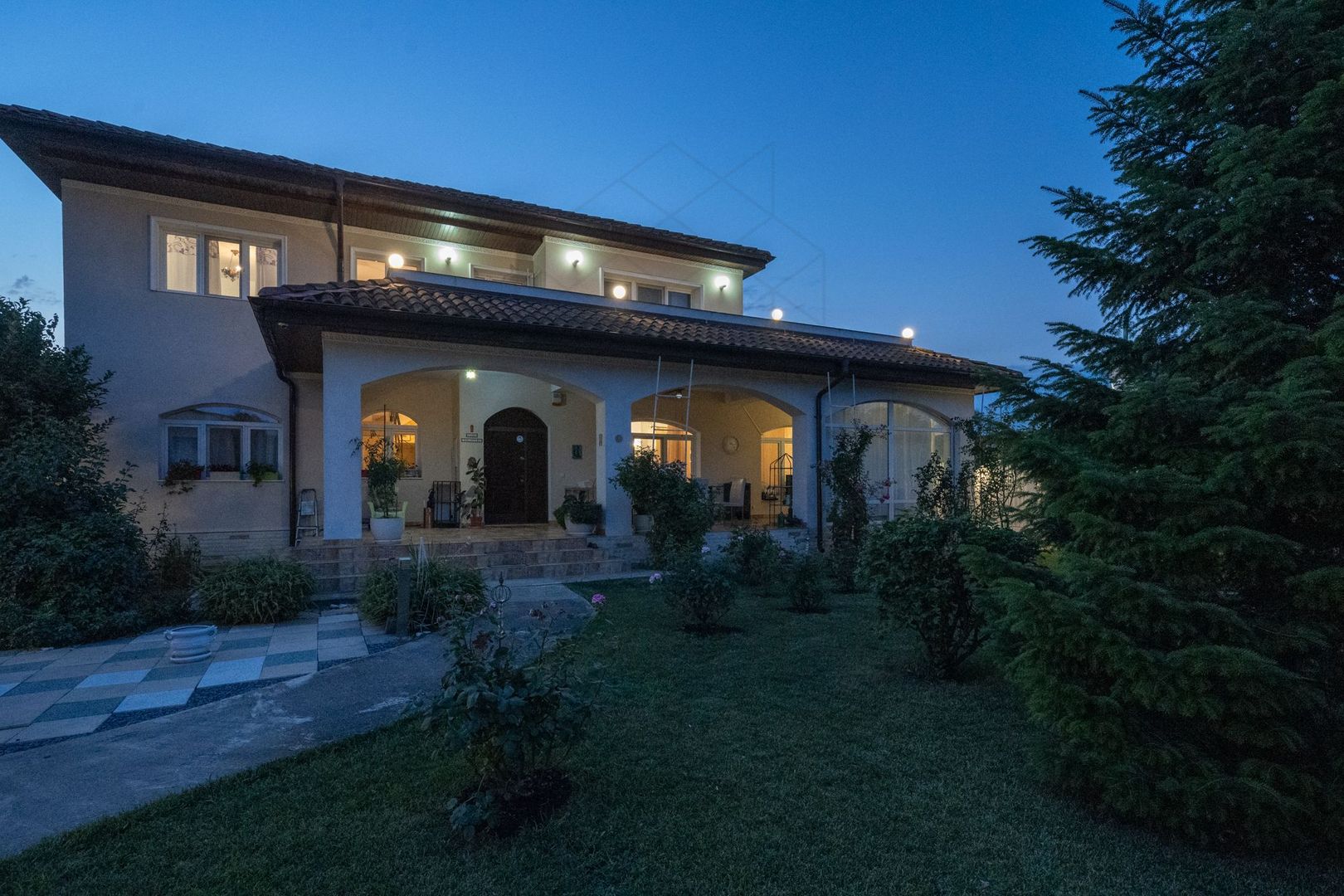 Saftica | Superb house in Mediterranean style on a plot of 700 sm land