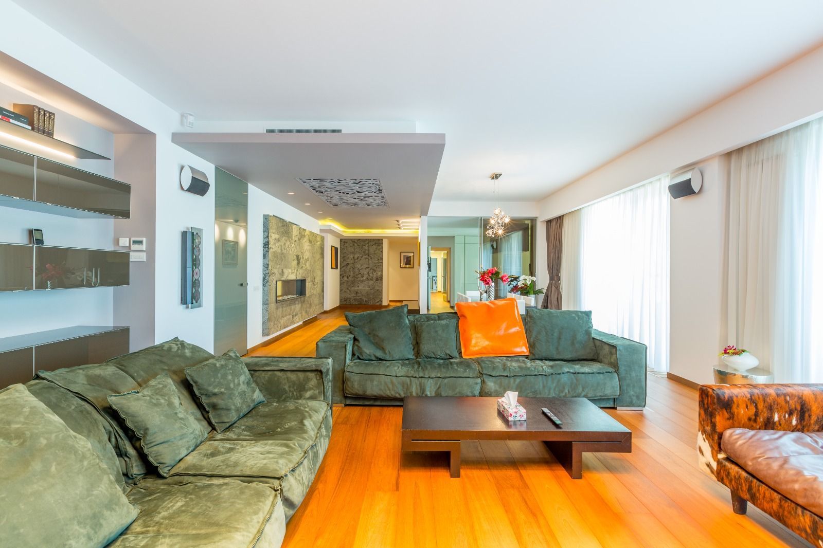 Apartment with beautiful view to  Floreasca Lake